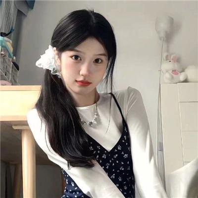 窃窃私语